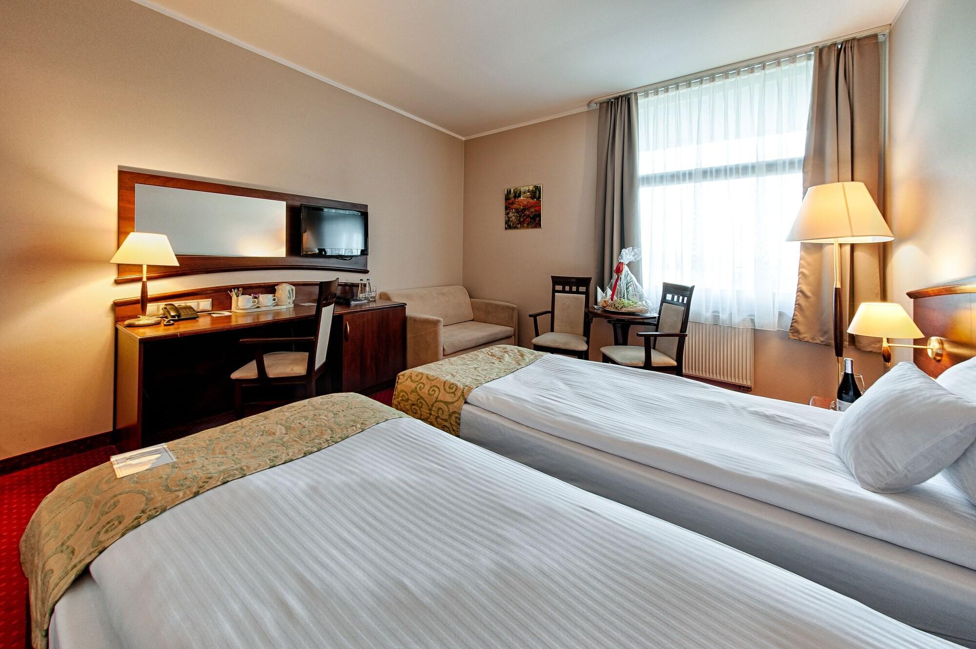 Grand Royal Hotel Poznań Extérieur photo