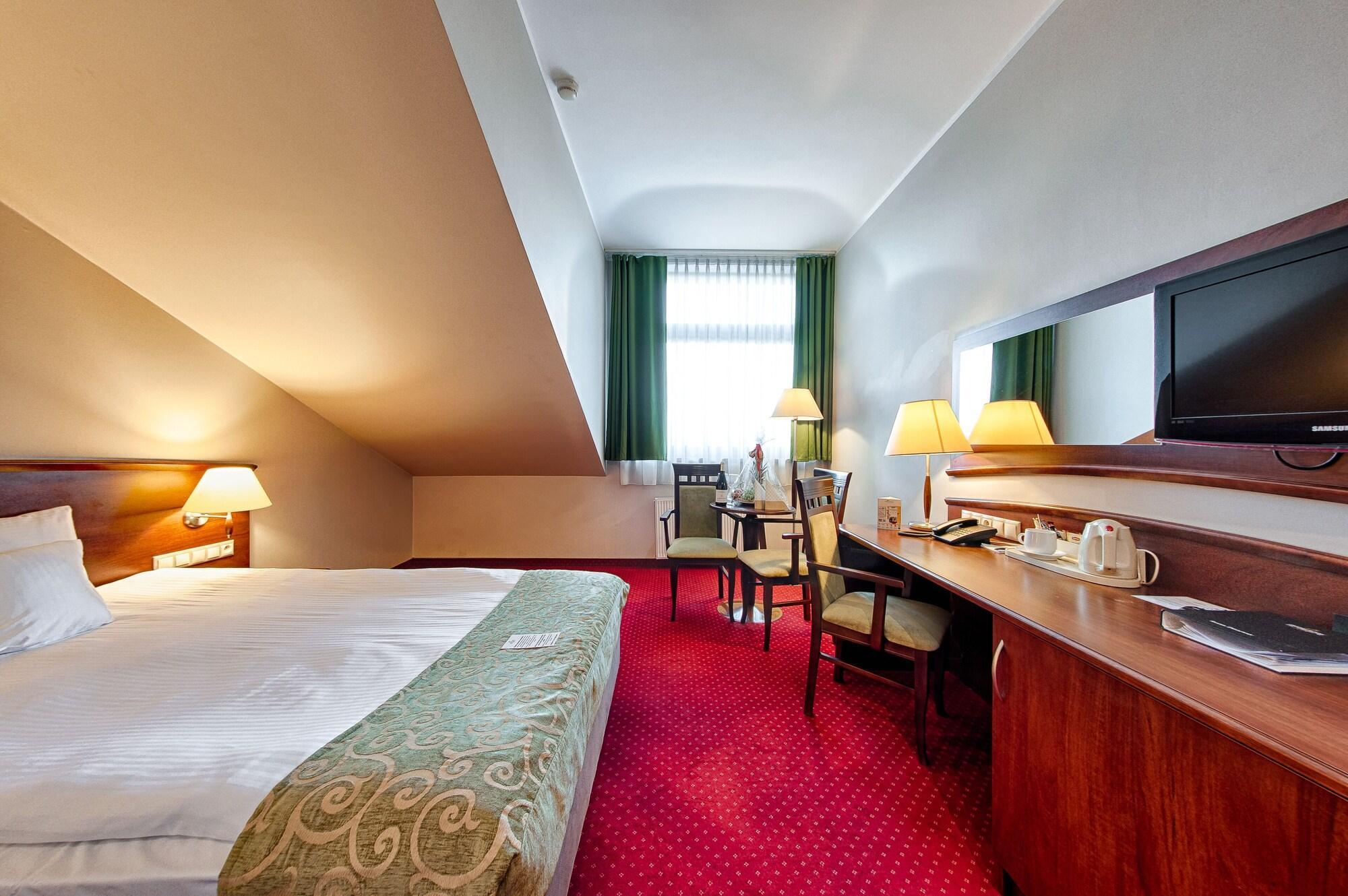 Grand Royal Hotel Poznań Extérieur photo